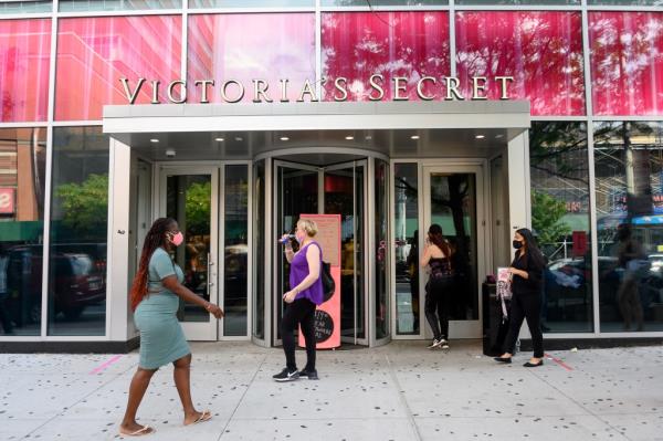 Victoria's Secret storefront
