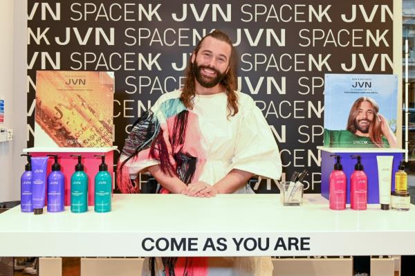 Image of Jo<em></em>nathan Van Ness with his hair care line
