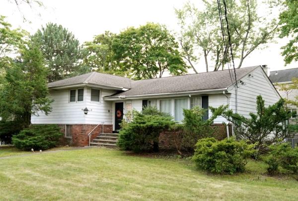 Nadine Arslanian's home in Englewood Cliffs, NJ.