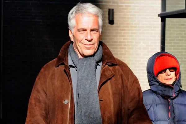 Jeffrey Epstein's brother Mark has challenged the official story on his infamous brother's suicide.
