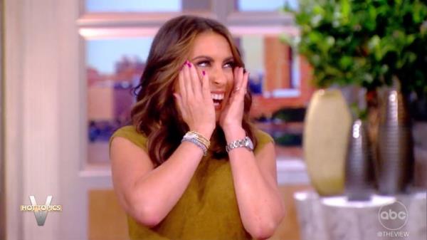 o<em></em>nce some semblance of calm was restored to the show, Griffen asked Goldberg if she looked pregnant to which 