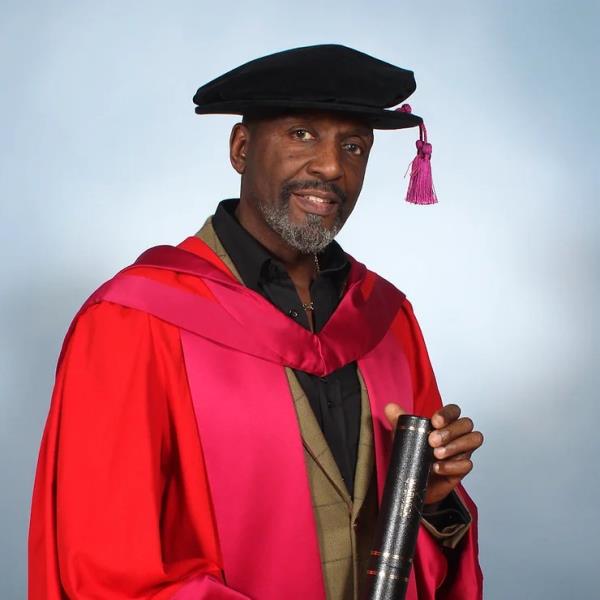  (Picture: Willard Wigan MBE/@willardwiganMBE)