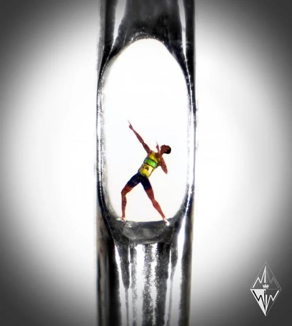  (Picture: Willard Wigan MBE/@willardwiganMBE)