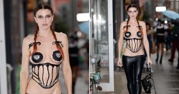 Julia Fox NYFW