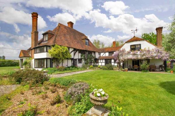 prajadhipok property uk