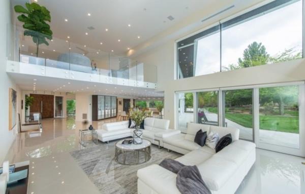 A view of the open floor plan.