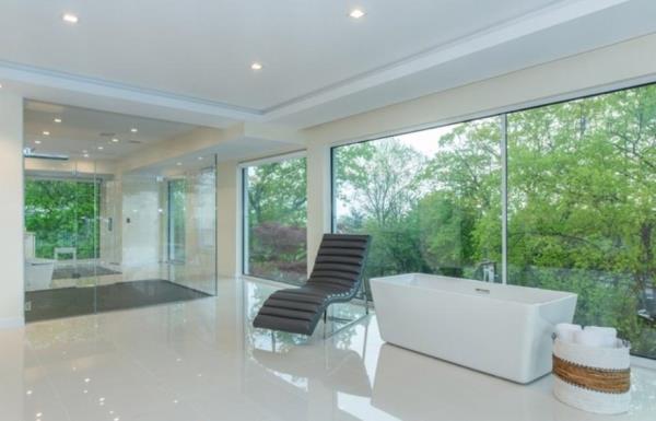 One of nine bathrooms.