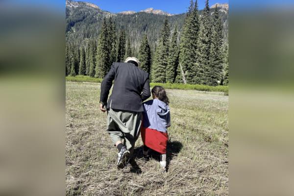 Rescuers were able to get to Shunghla Mashwani, 10, after she went missing for over 24 hours in the woods of Washington state.</p>

<p>　　Rescuers were able to get to Shunghla Mashwani, 10, after she went missing for over 24 hours in the woods of Washington state.</p>

<p>　　