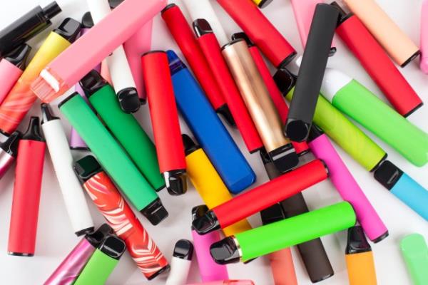 Set of colorful disposable electro<em></em>nic cigarettes of different shapes