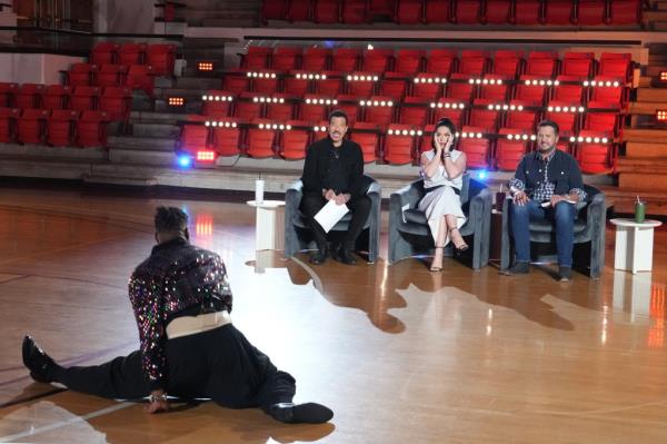 Judges Luke Bryan, Katy Perry and Lio<em></em>nel Richie