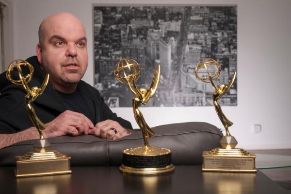 Johnathan Walton, a podcaster, warned others of Smyth’s grifts.