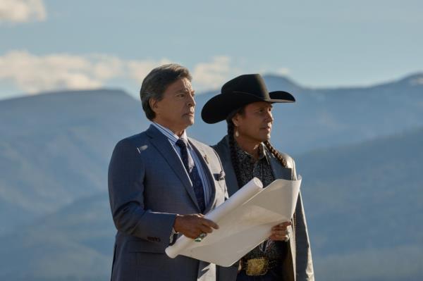 Gil Birmingham as Thomas Rainwater and Mo Brings Plenty as Mo in 