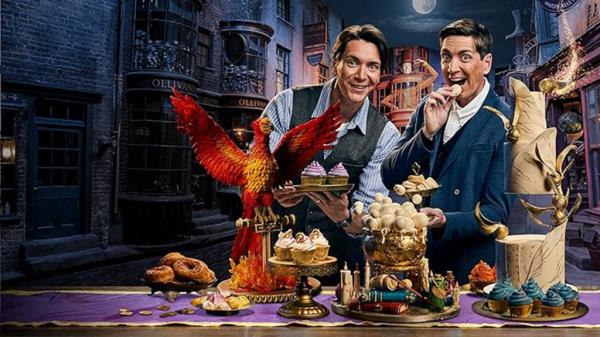James Phelps (left) and Oliver Phelps (right) in 