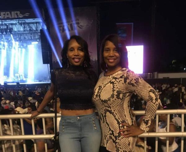 Tanya Smith posing with her twin Taryn