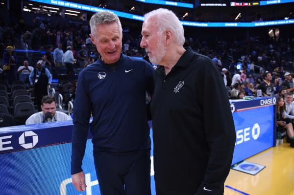 Gregg Popovich (R.) is buddies with Steve Kerr. 