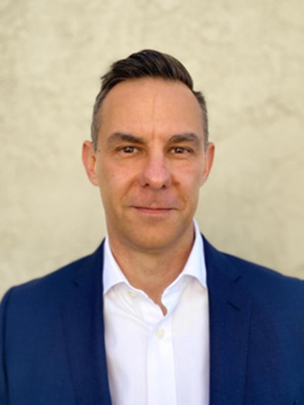 San Diego State University researcher Dr. David Jancsics says that the lo<em></em>nger border guards hold their positions, the more likely they are to become corrupt.  