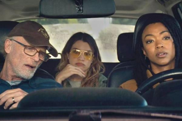 A scene from My Dead Friend Zoe.