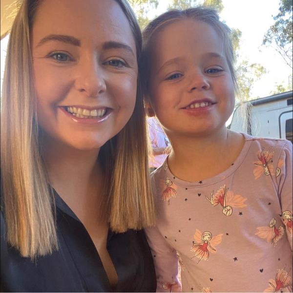 Despite efforts from doctors, Millicent tragically died two mo<em></em>nths after being admitted to the hospital.</p>

<p>　　