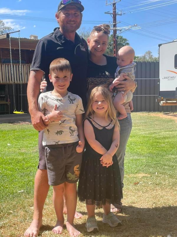 A GoFundMe campaign has been set up to assist Millicent‘s parents, Cody Edwards and Amanda Watt, and has raised over $34,000.</p>

<p>　　