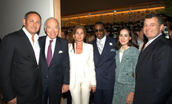 John Demsey, Leo<em></em>nard Lauder, Aerin Lauder, Sean 'P.Diddy' Combs, Jane Lauder, and William Lauder posing for a photo at the Estee Lauder and Sean John celebratory lunch