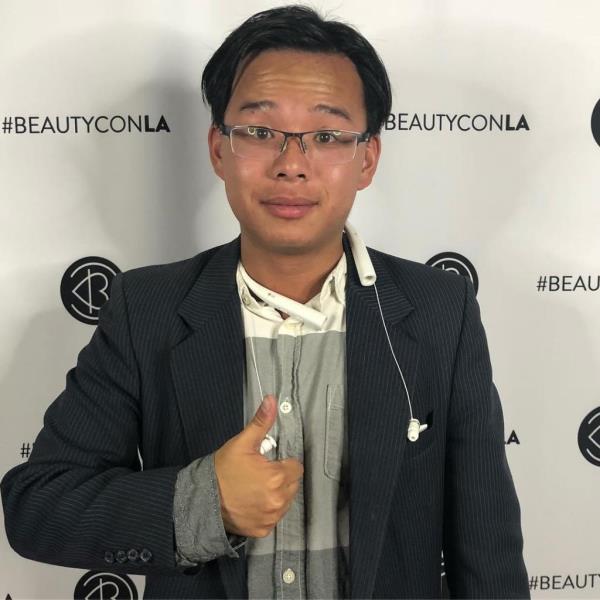 Harry Tsang, Tay's former manager, also expressed his doubts a<em></em>bout the alleged hacking. 