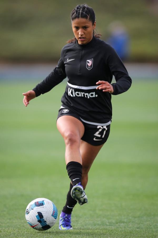 Stefany Ferrer Van Ginkel