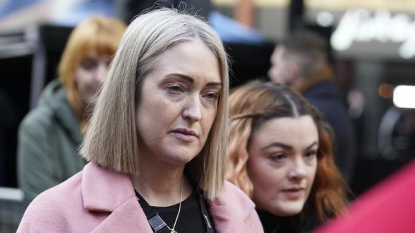 Esther Ghey, the mother of murdered 16-year-old Brianna Ghey, attending a vigil in Golden Square, Warrington, to mark the first anniversary of her daughter's death. Picture date: Sunday February 11, 2024.</p>

<p>　　